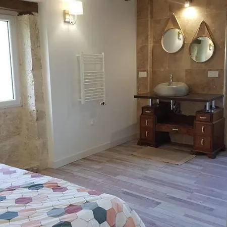 Loustalneve Casa vacanze *