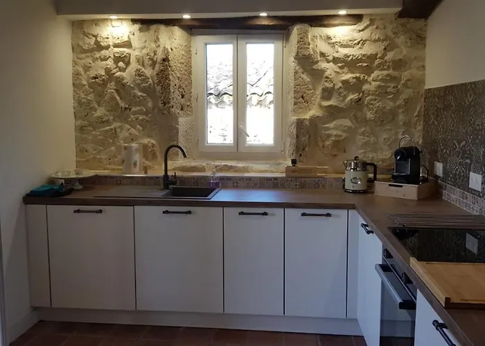 Tatil Evi Loustalneve