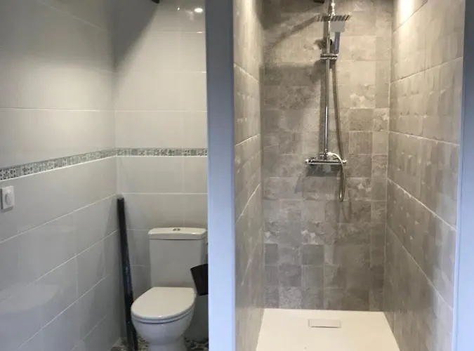 Loustalneve بيت للعطل *