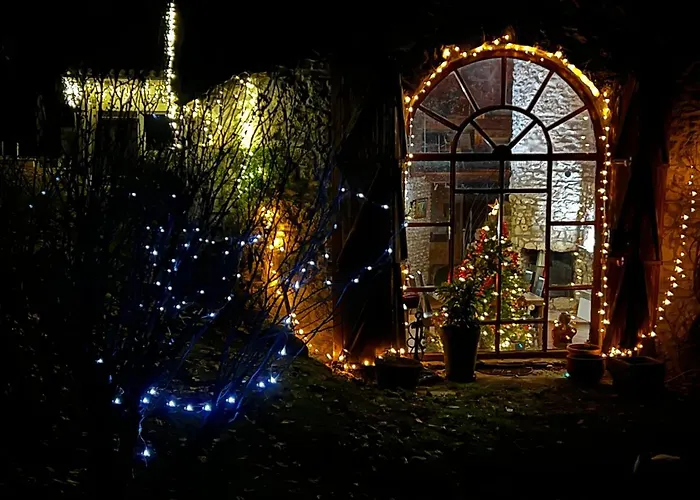 Loustalneve Bourg-de-Visa