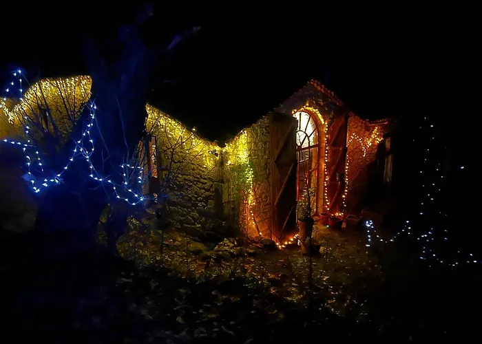 Loustalneve * Bourg-de-Visa