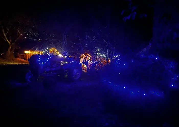 Loustalneve بيت للعطل *